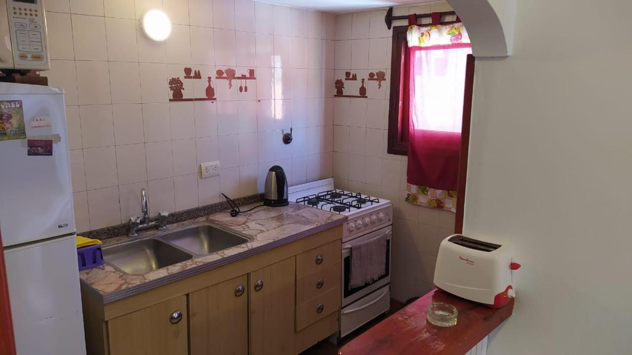 Departamentos Familiares Rosas Rojas Apartment