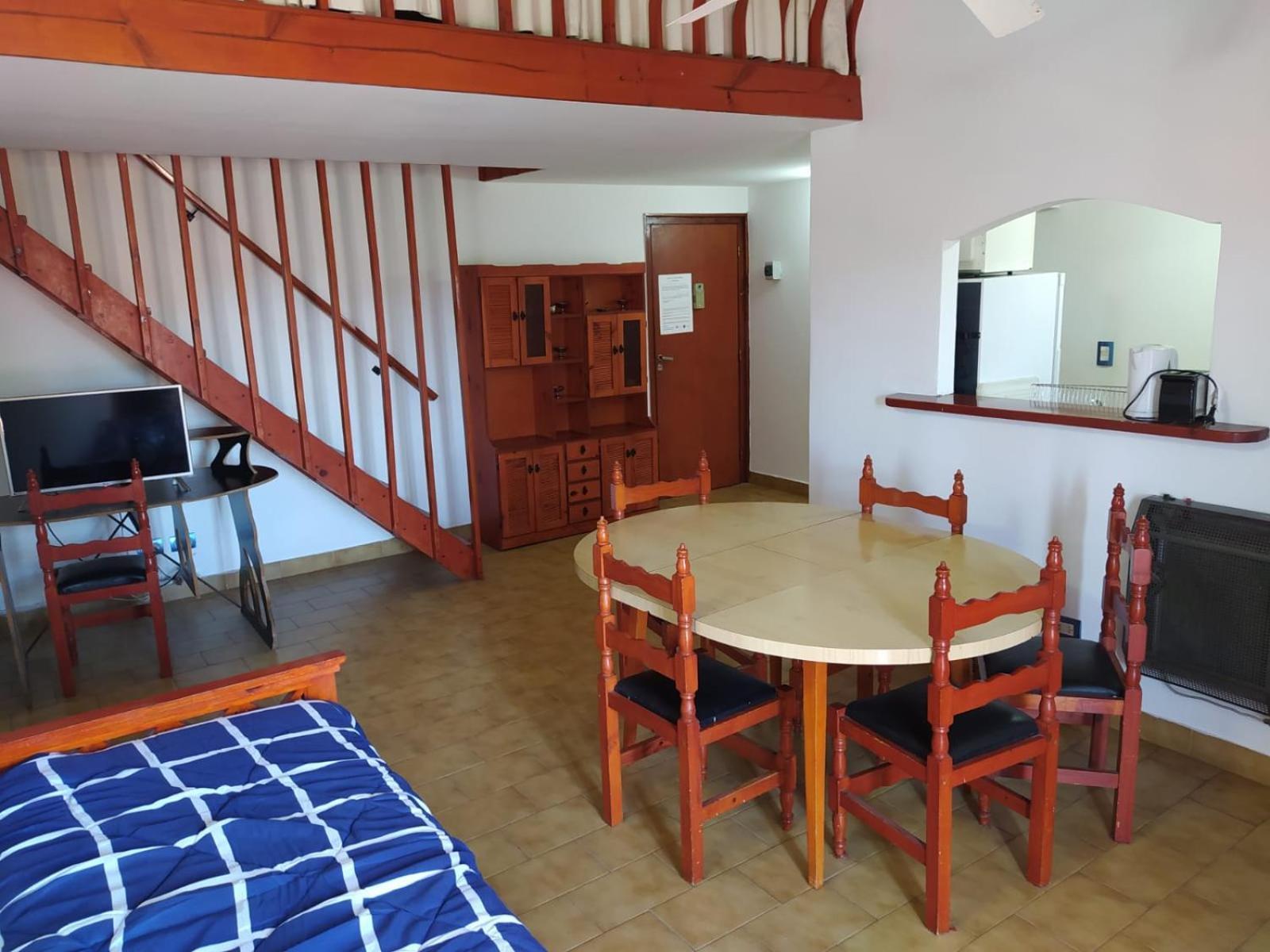 Apartment Departamentos Familiares Rosas Rojas Villa Gesell