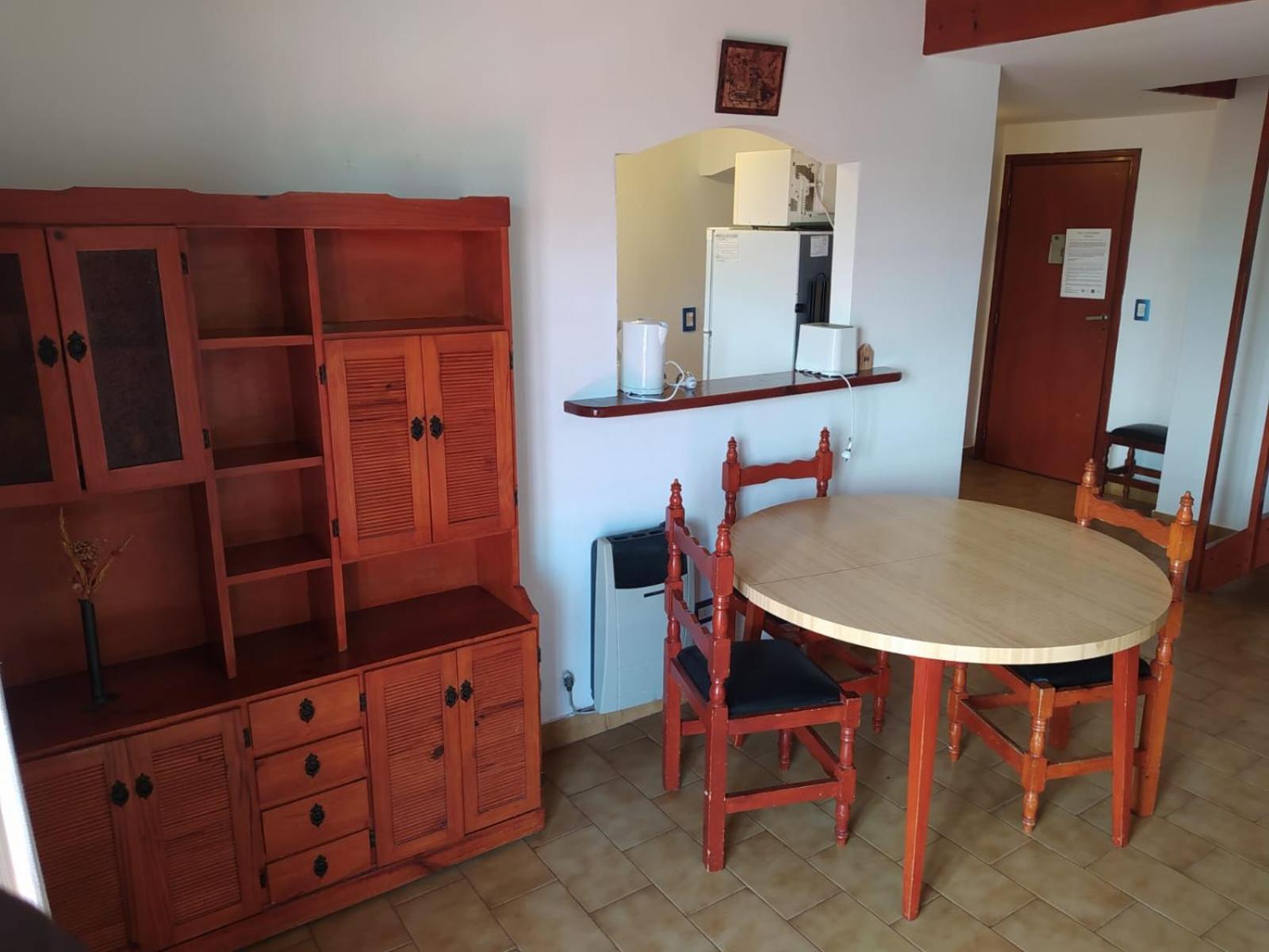 Departamentos Familiares Rosas Rojas Apartment Villa Gesell