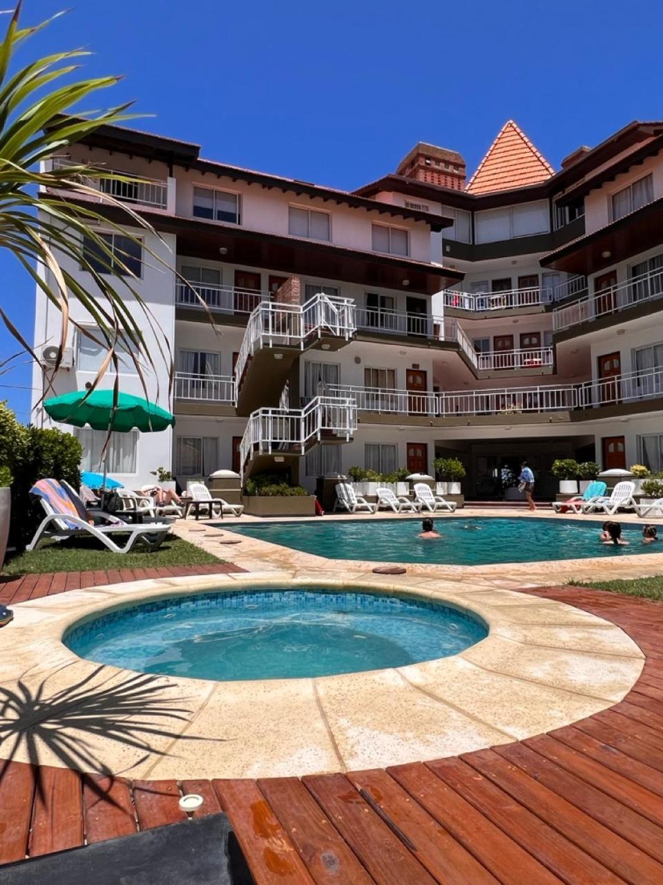 Triplex Frente Al Mar Balcon Gesell
