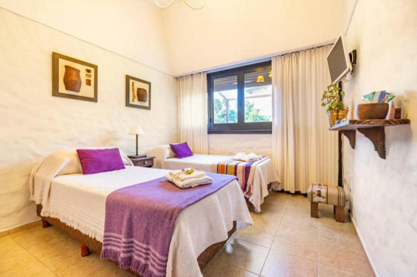 Privada En Casa De Familia * Villa Gesell
