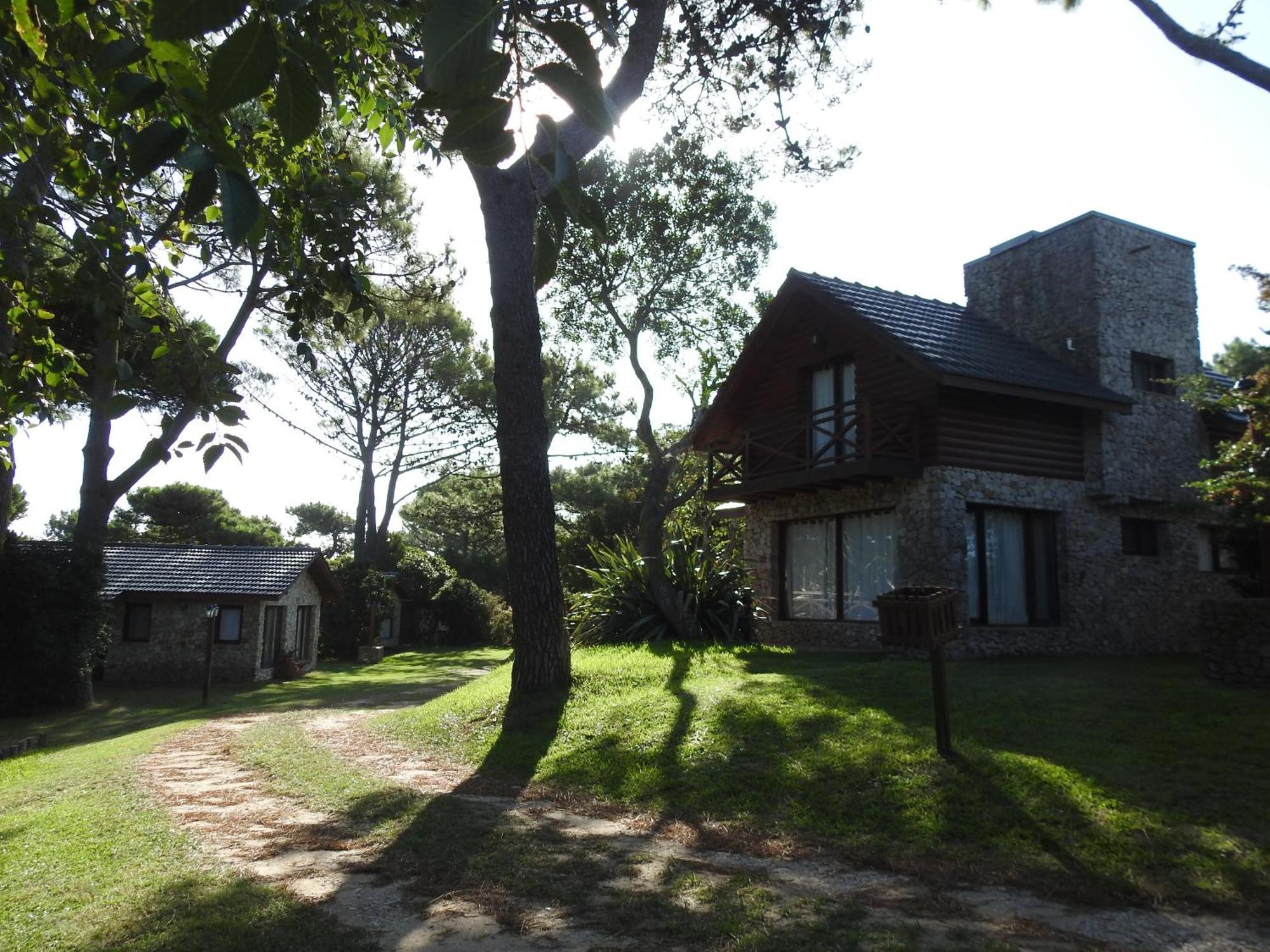 Apartahotel Ciruelos *