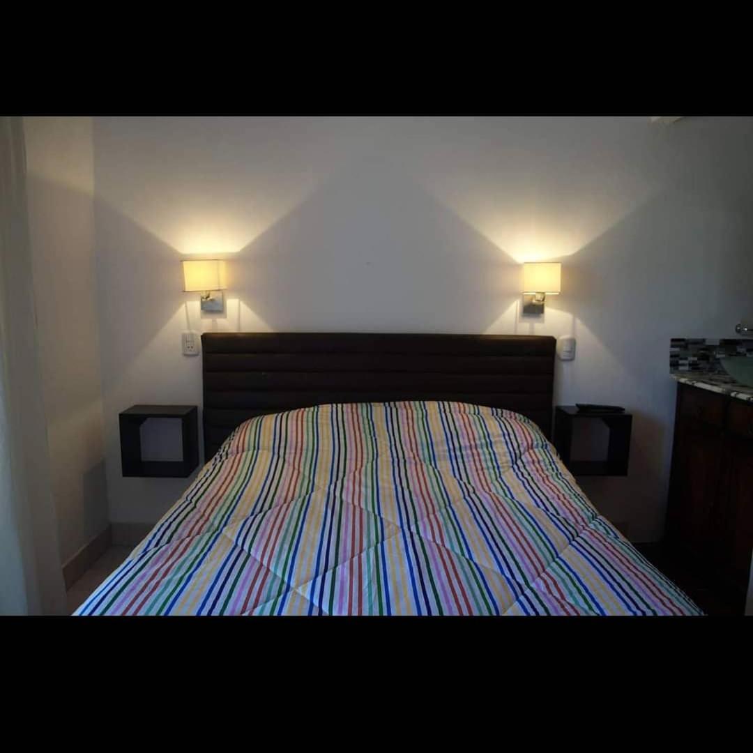 Robert Hotel *