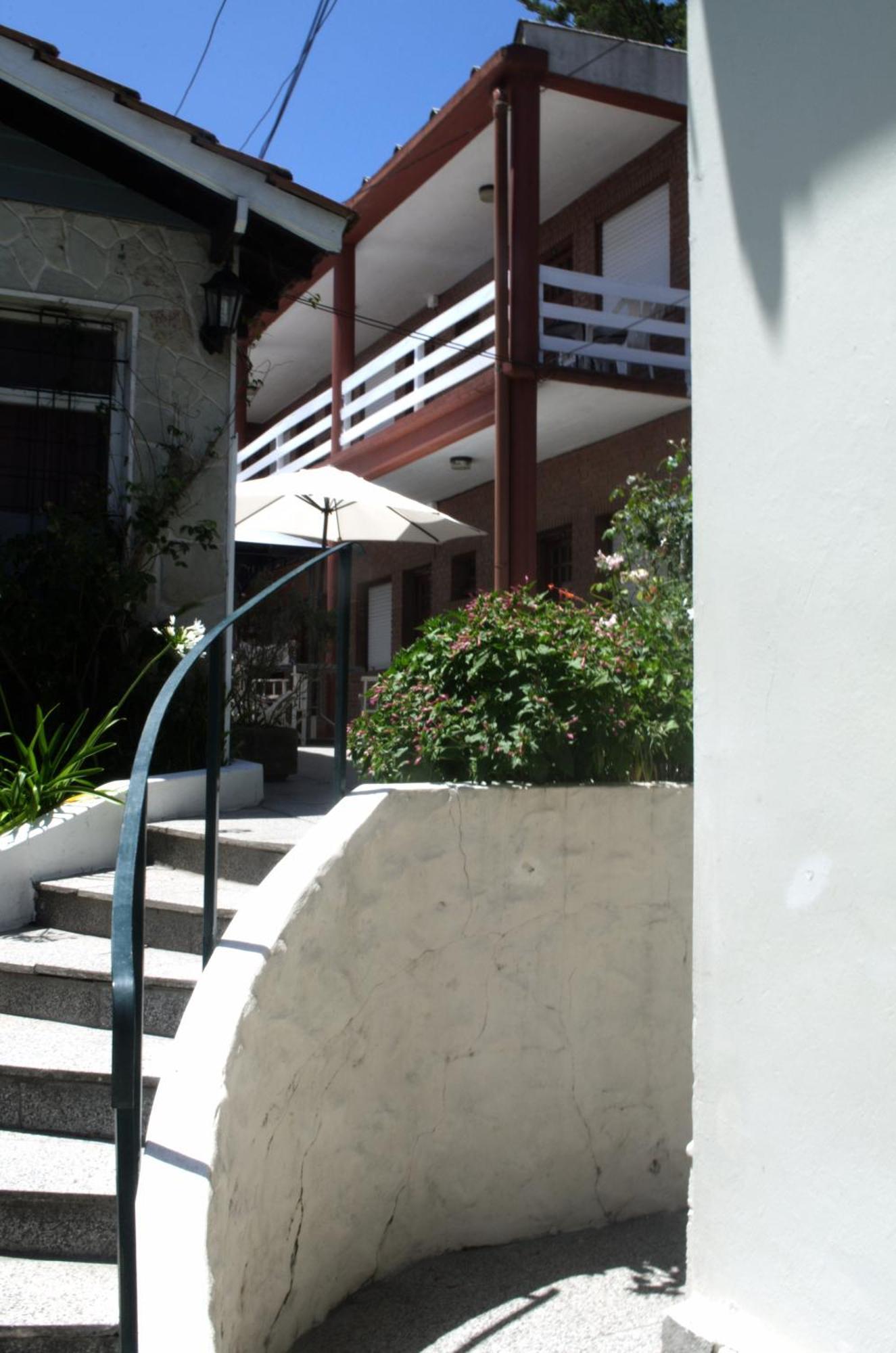 Robert Hotel