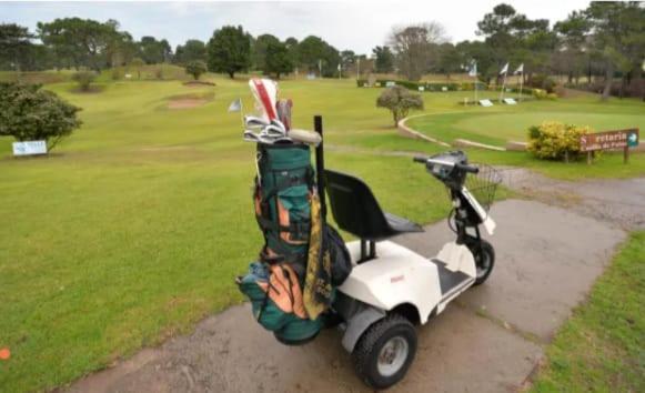 Casa Del Golf Gesell *