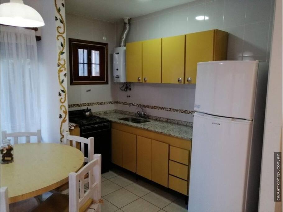 Comodo Departamento A 100 M Del Mar Y Bosque Apartment