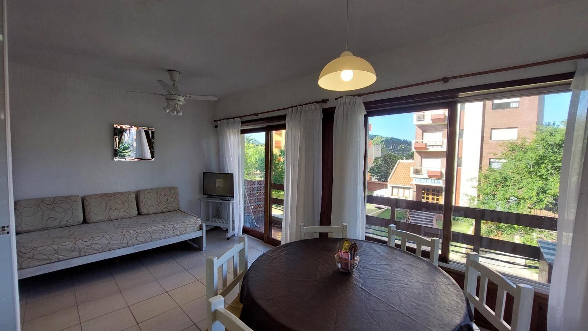 Apartment Comodo Departamento A 100 M Del Mar Y Bosque
