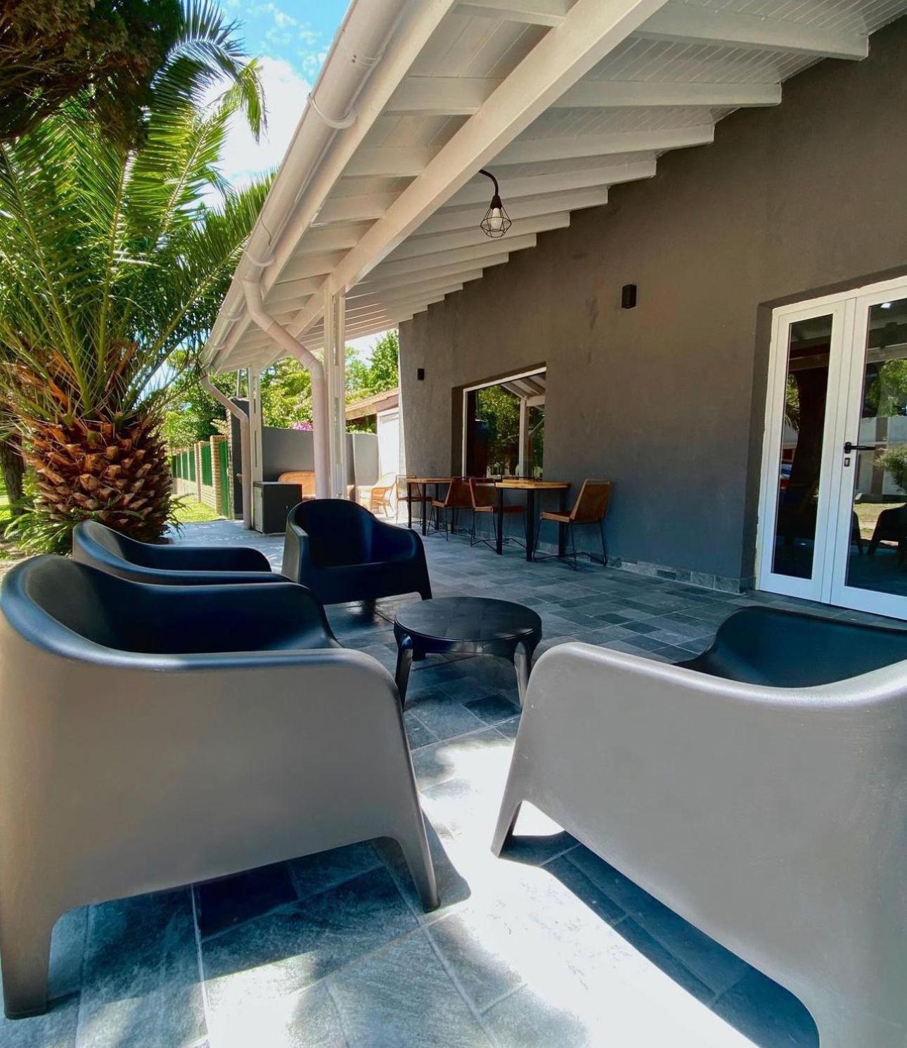 Aguila Blanca Hotel Villa Gesell