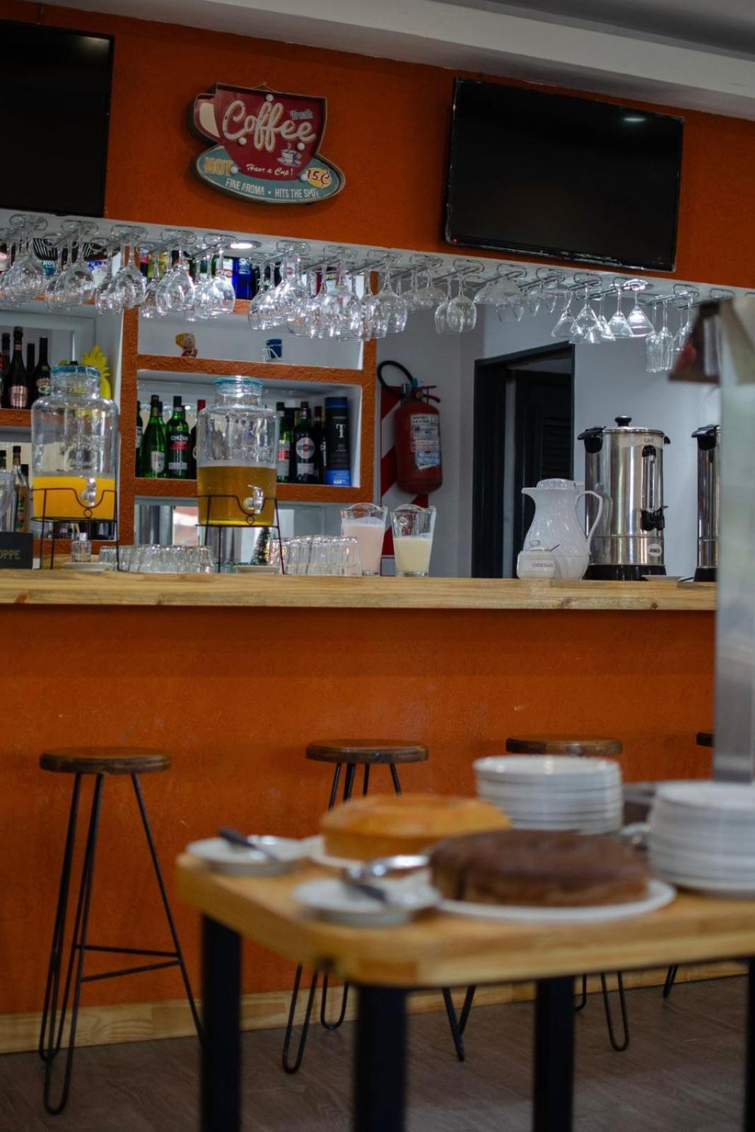 Aguila Blanca Hotel Villa Gesell