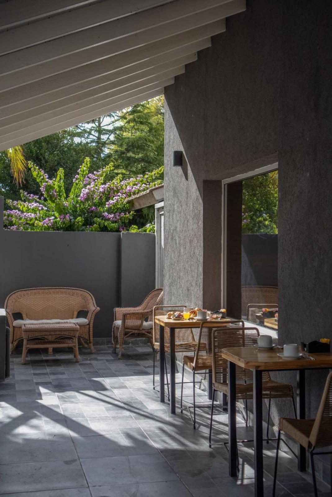 Hotel Aguila Blanca