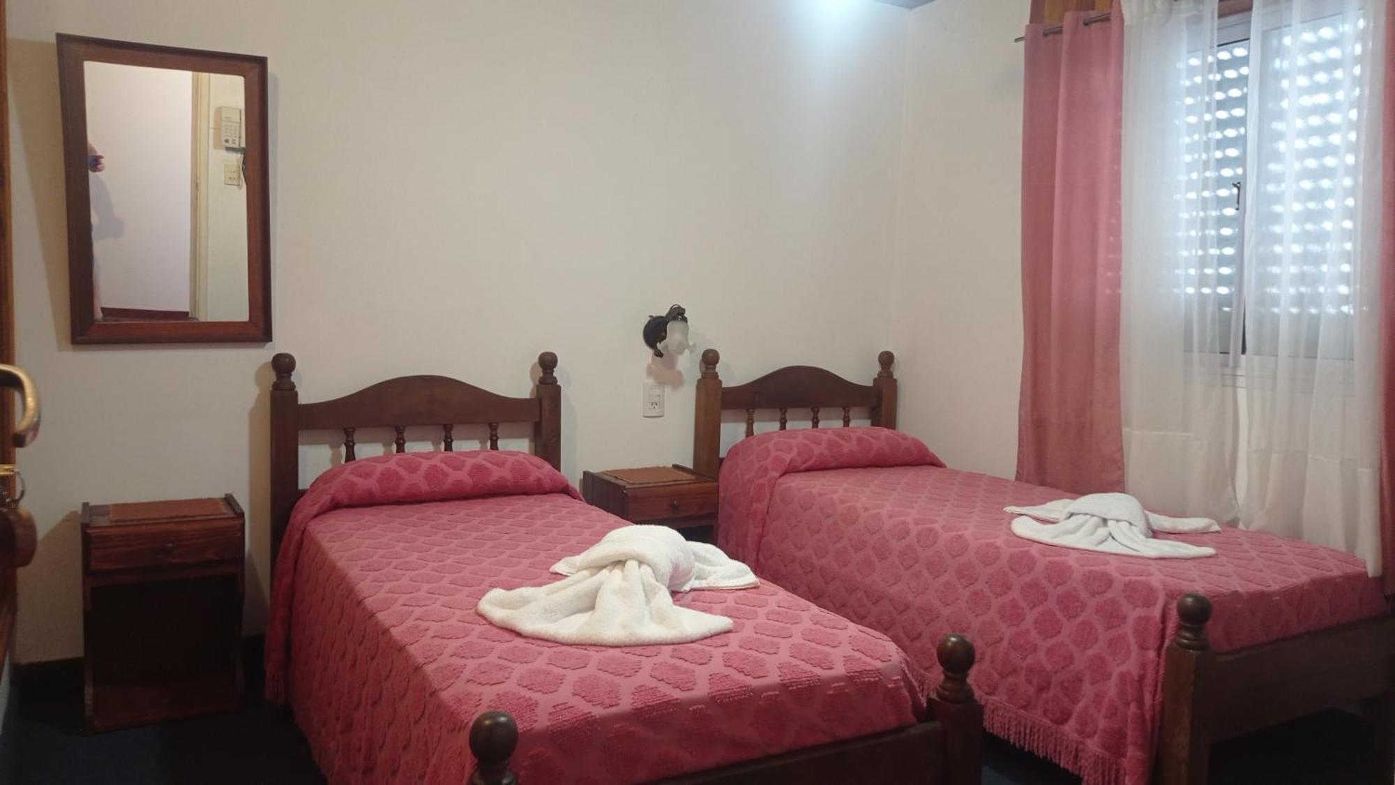 Demi Hotel 2*