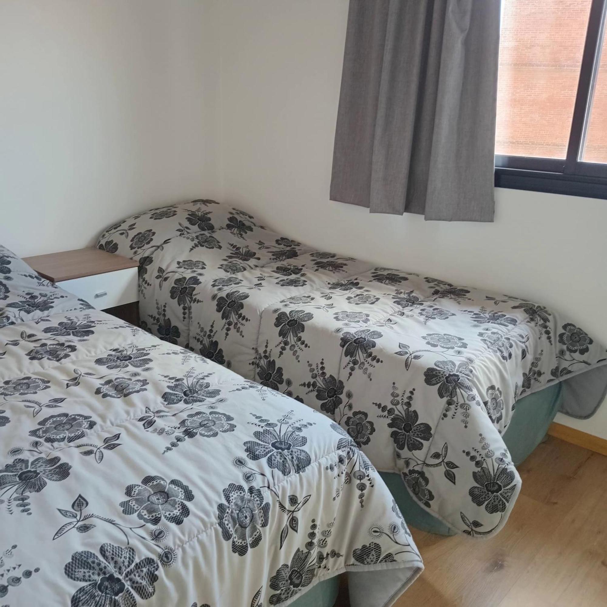 Apartamento Deptos En Gesell Ohana Ii A Cuadra Del Mar- Centro