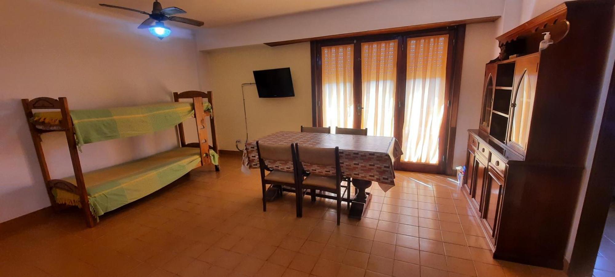 Apartamento Depto 2 Amb Con Cochera Gesell *