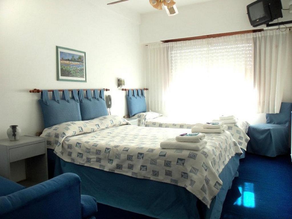 Hotel Dino's
