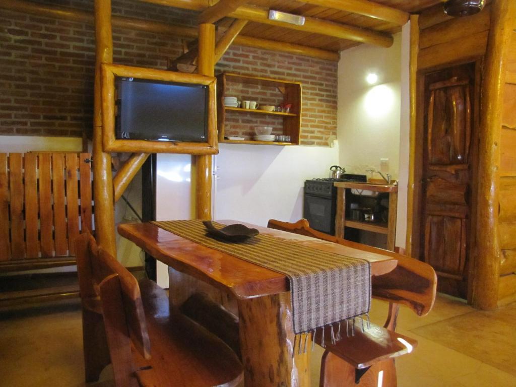 Lodge Loma Escondida & *