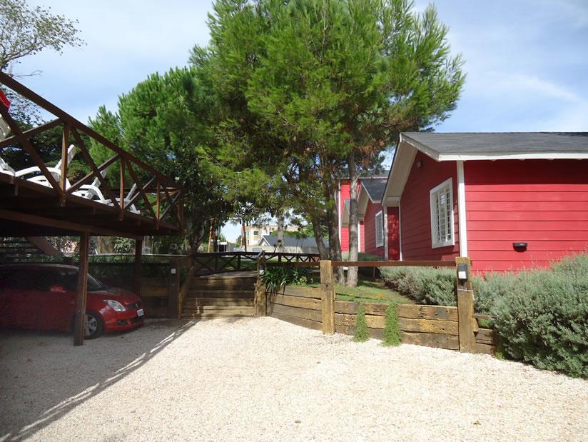 Lodge Cabanas Rojas *