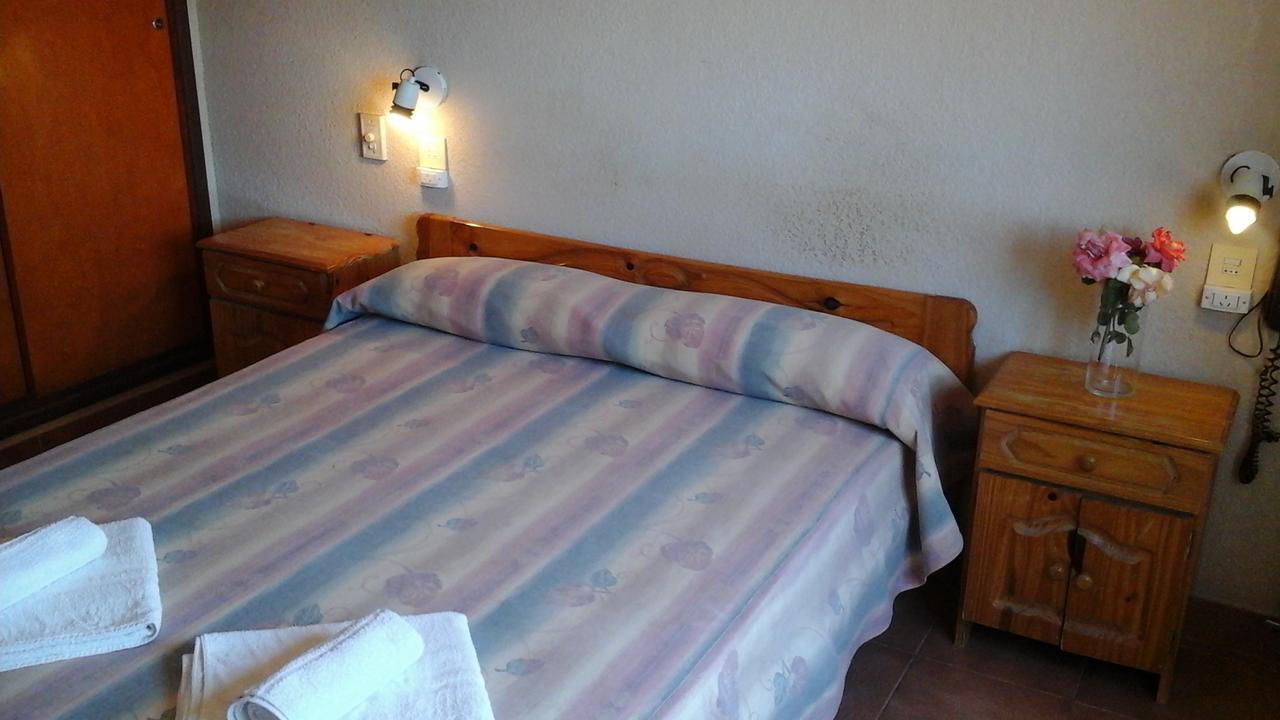 Hotel Mariska Dos Estrellas Superior 2*