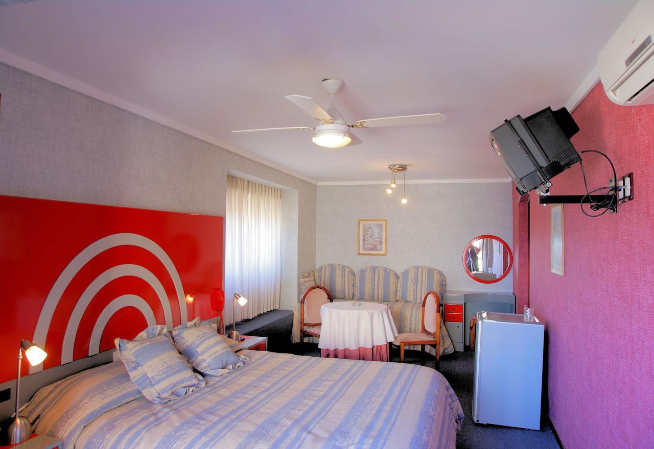 Gran International Hotel 3*