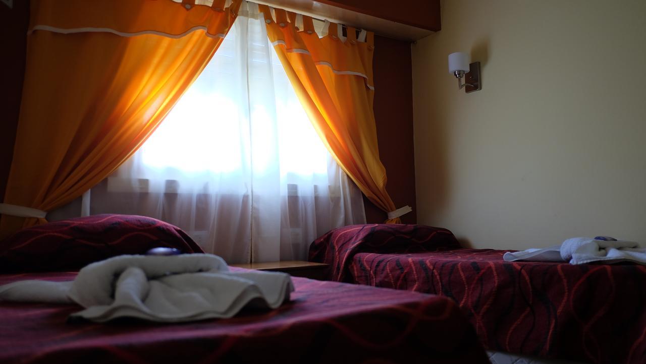 Hotel Oasis