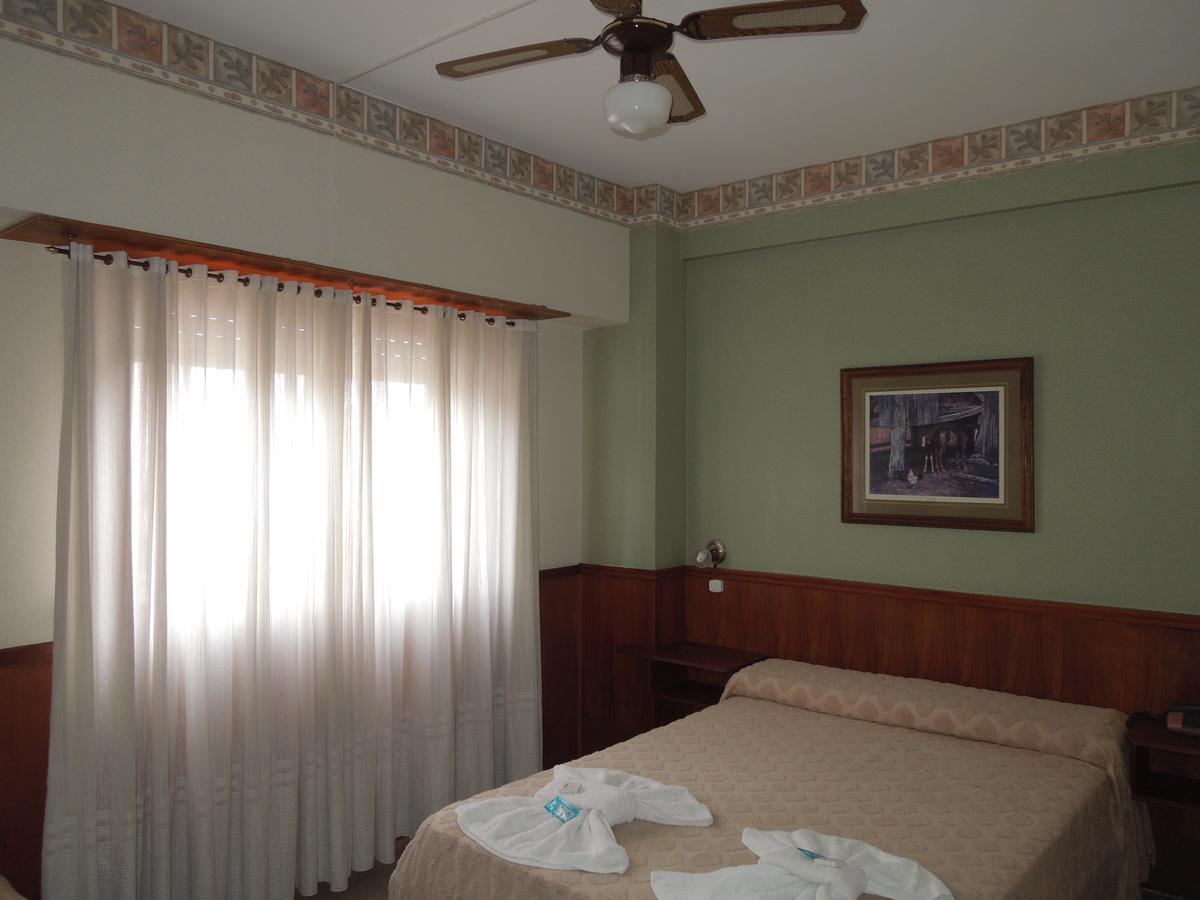 Hotel Apolo 3*