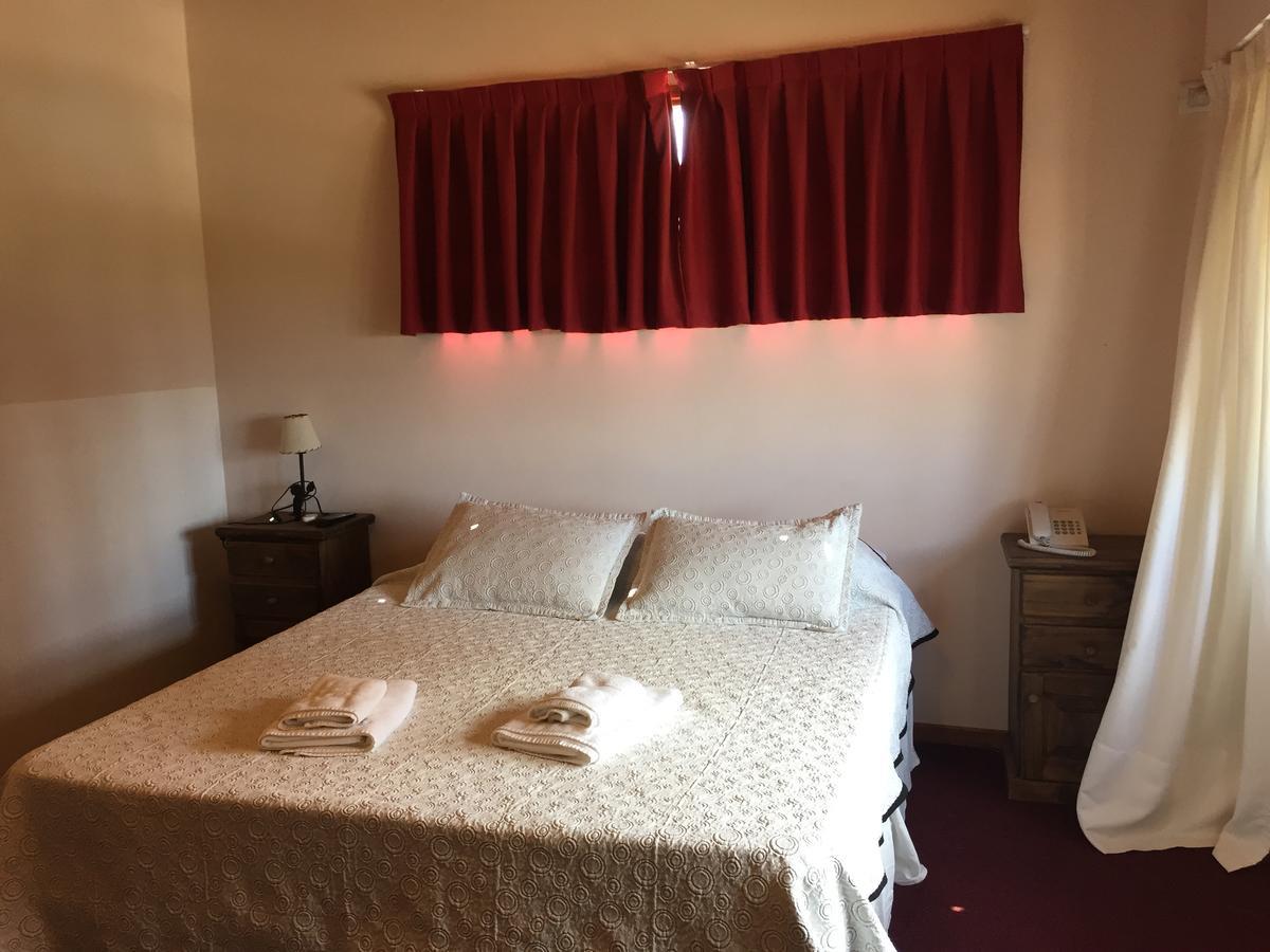 Mutisias Inn 3*