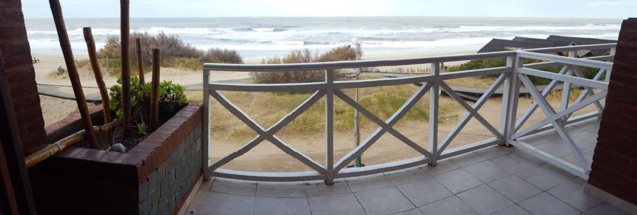 Saint Florentin Frente Al Mar Villa Gesell