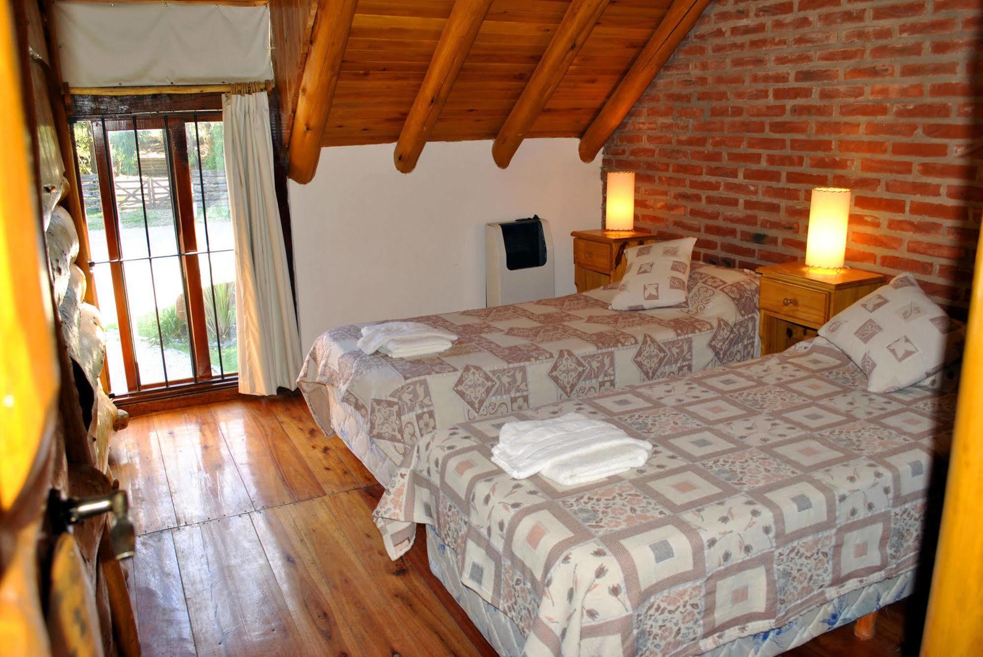 Loma Escondida & Lodge