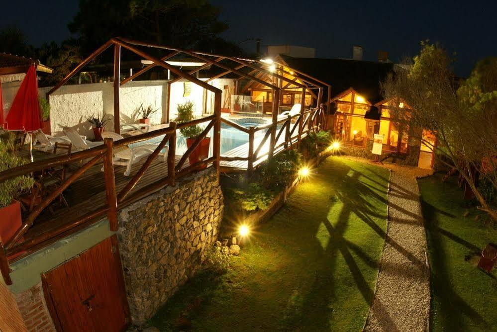 Lodge Loma Escondida & *