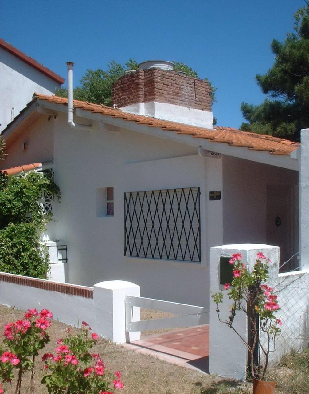 Avenida 2, 3344 Holiday home