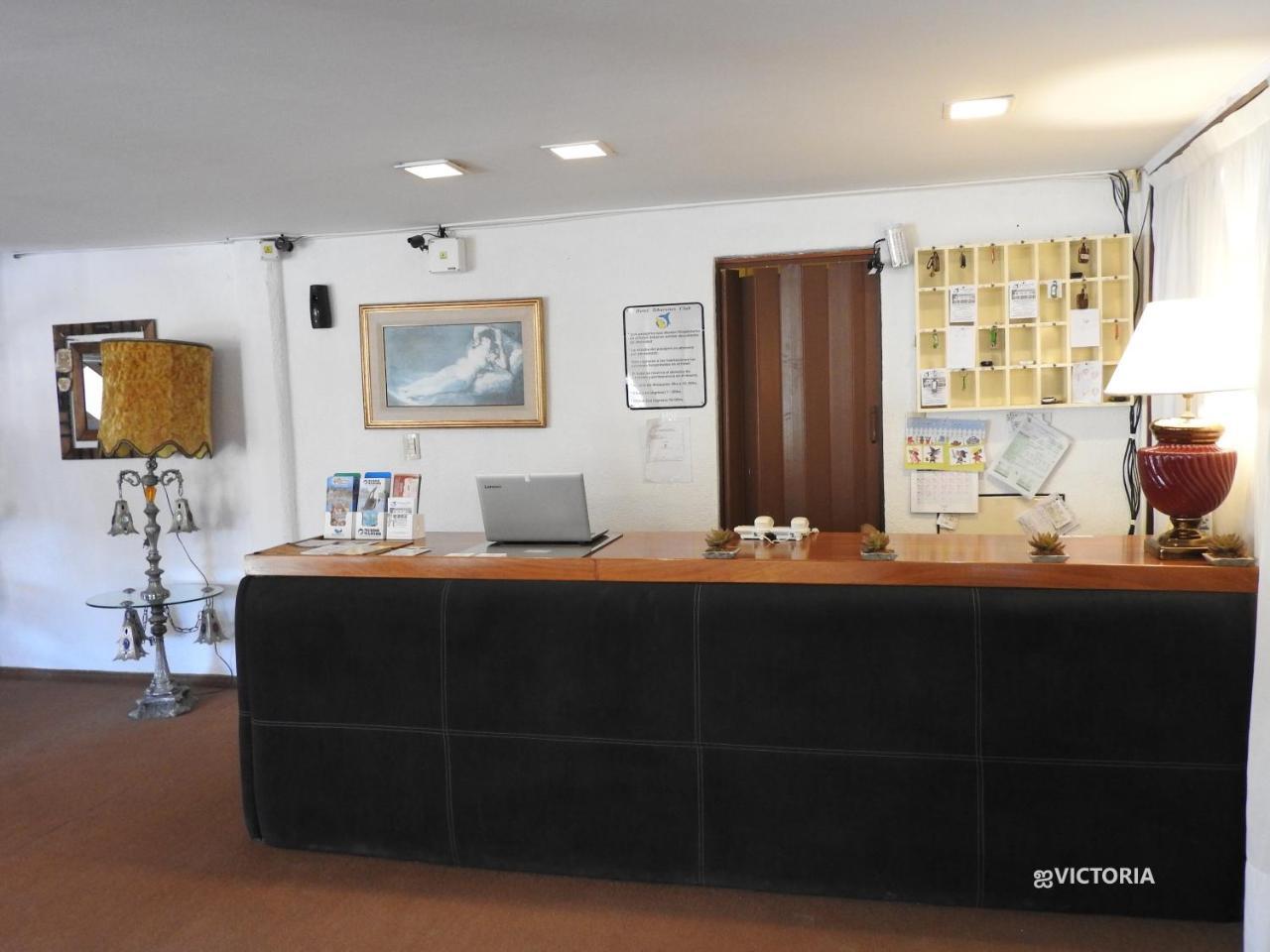 Tiburones Club Hotel 2*
