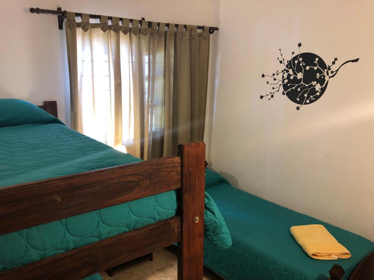 Astoria Inn *