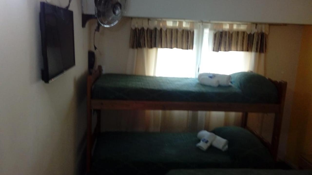Hotel Oasis