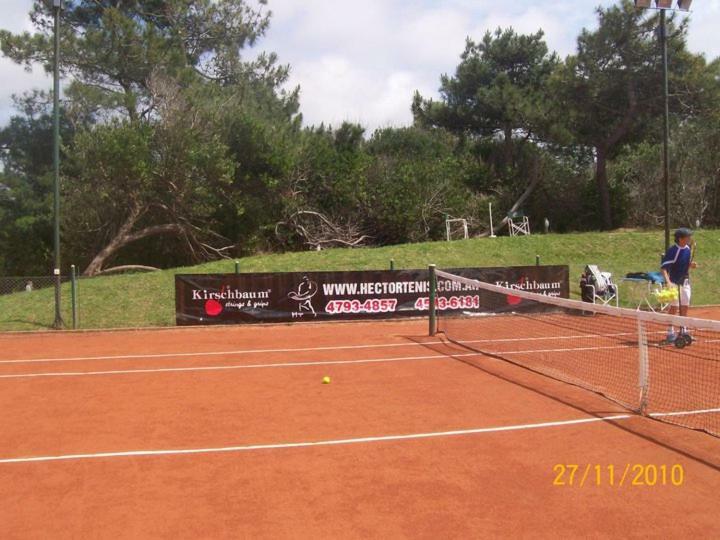 Faraz Tenis Lodge Villa Gesell