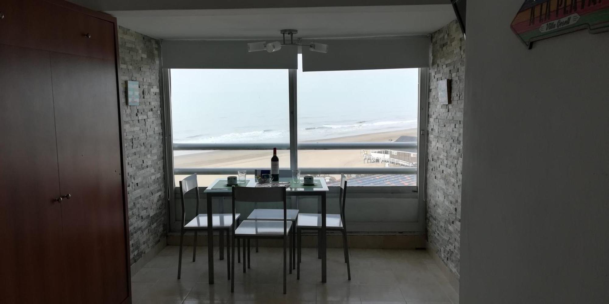 Apartamento Departamento Gesell Sur Sobre Playa Y 140 Vista Al Mar *