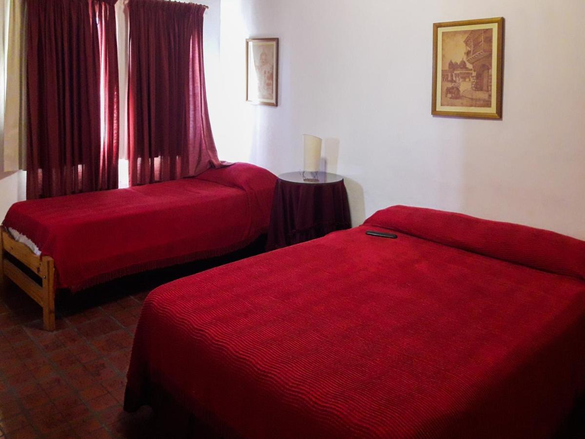 La Redonda Hotel *