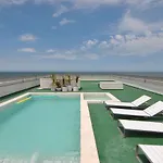 Vista Hotel