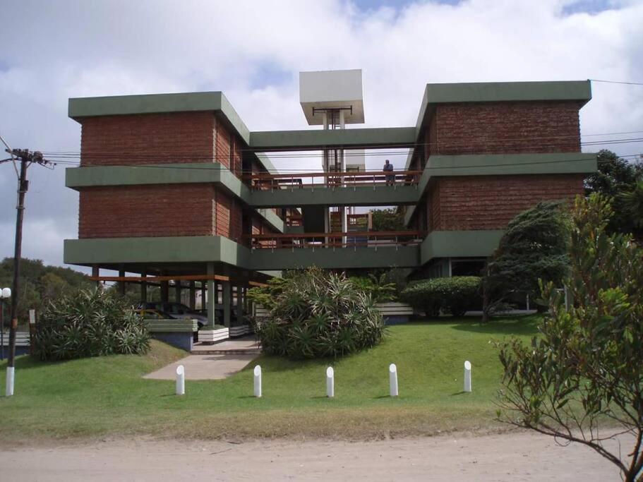 Apartamento Gesell Departamento Frente Al Mar *
