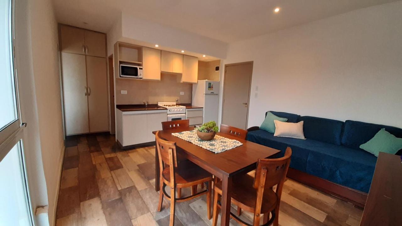 Tritones Aparthotel *