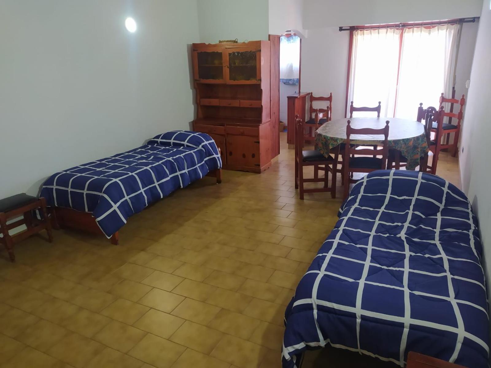 Departamentos Familiares Rosas Rojas Apartamento *