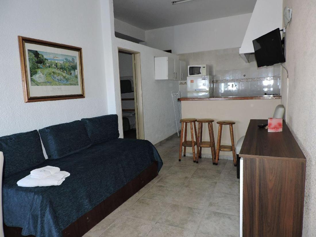 Aparthotel Tritones *