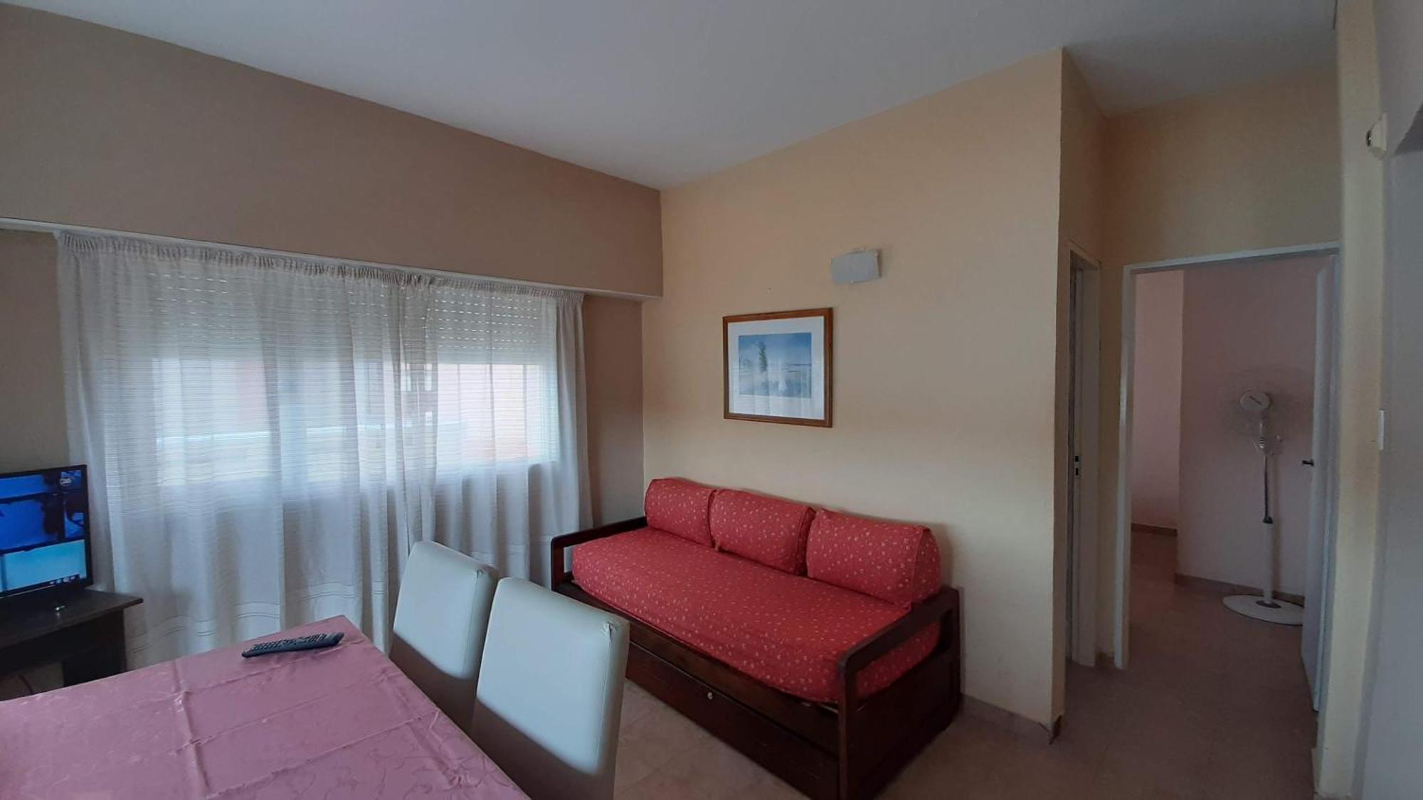 Aparthotel Tritones