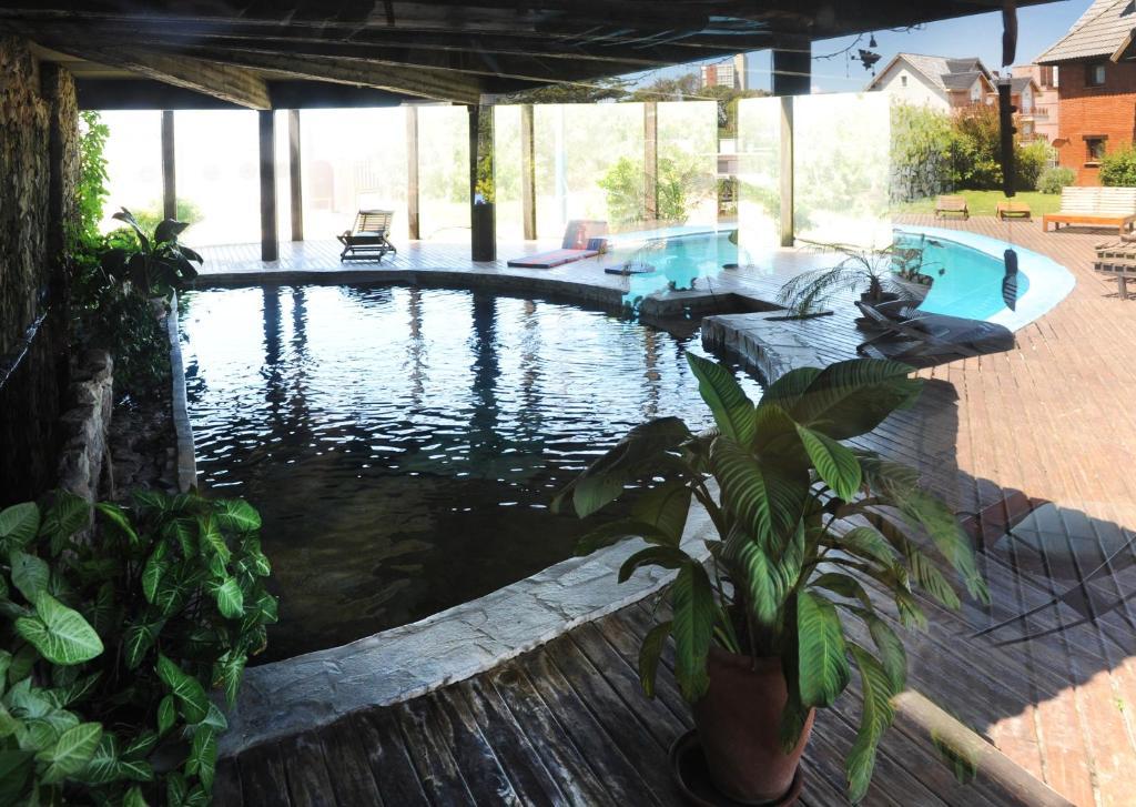Y Arenarena Hotel
