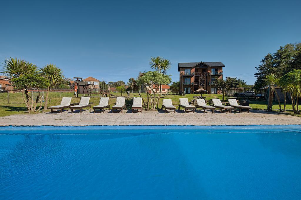 Marina Club Aparthotel *
